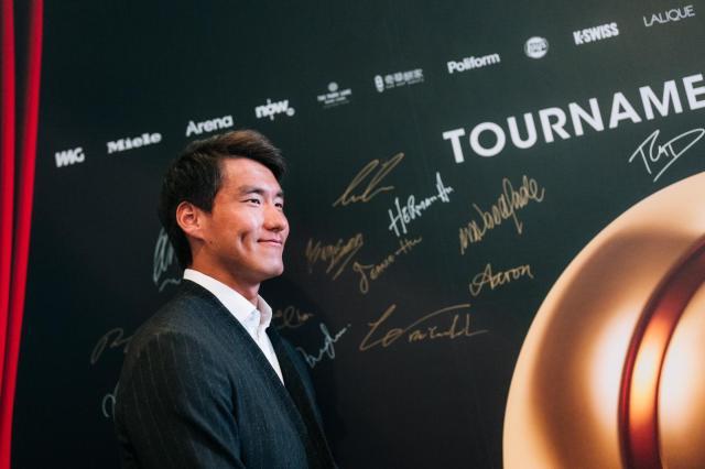 九游娱乐app-赛季还没开始，布云朝克特就获奖了