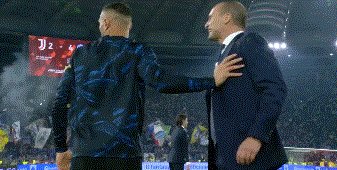 阿莱格里：国米替补席有人踢我 称赞裁判并非讽刺