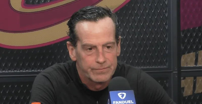 九游娱乐官网-胜灰熊发布会！阿特金森自信谈深度，爆赞施罗德攻守+2角色球员！|季后赛|丹尼斯-施罗德|丹尼斯·施罗德|克利夫兰骑士队|NBA常规赛_新浪体育_新浪新闻